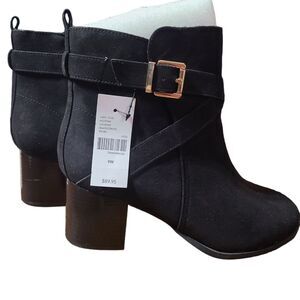 Lane Bryant Dream Cloud criss Cross Ankle Boots Size 9 W